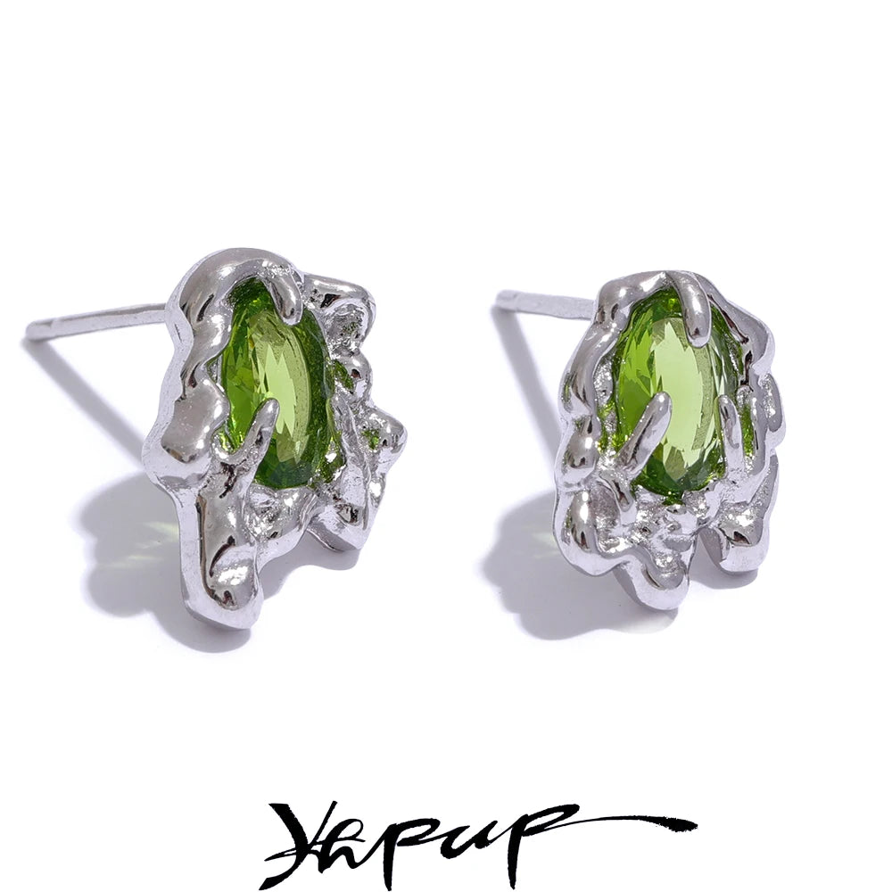 Brinco de Prata 925 com Zircônia Geométrica  – Estilo Moderno